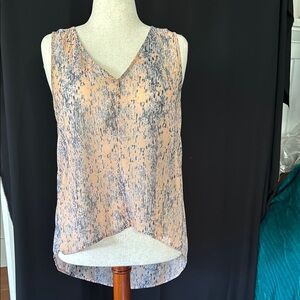 Love, Zoe Women's Sleeveless Top - Size Medium